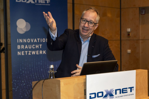 2021: HEGNWZD – Hauptsache es gibt noch was zum Drucken